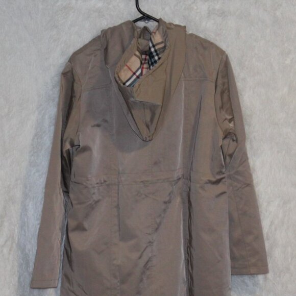 COAT - Picture 2 of 2